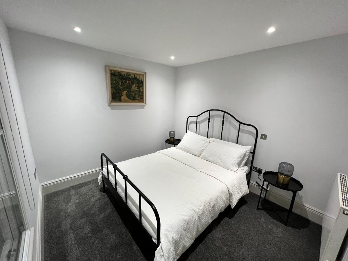 Regents Park 2 Bed Town House Apartment ลอนดอน ภายนอก รูปภาพ